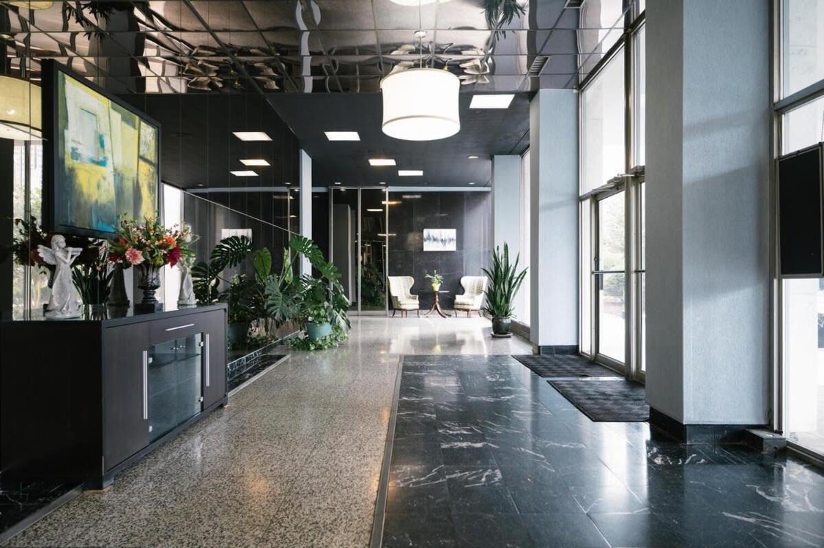 Downtown Atl Condo Onsite Parking King Bed & Bonus Room Lm1901 Atlanta Exterior photo