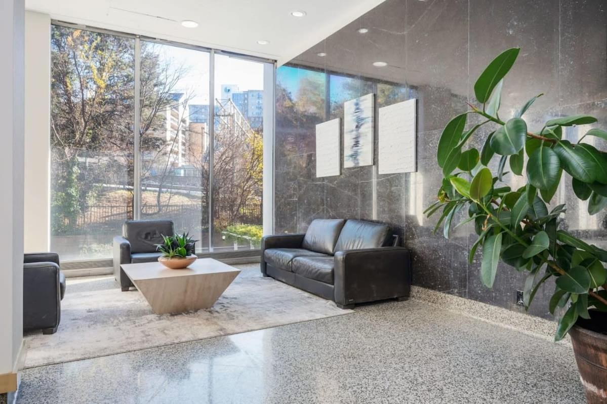 Downtown Atl Condo Onsite Parking King Bed & Bonus Room Lm1901 Atlanta Exterior photo